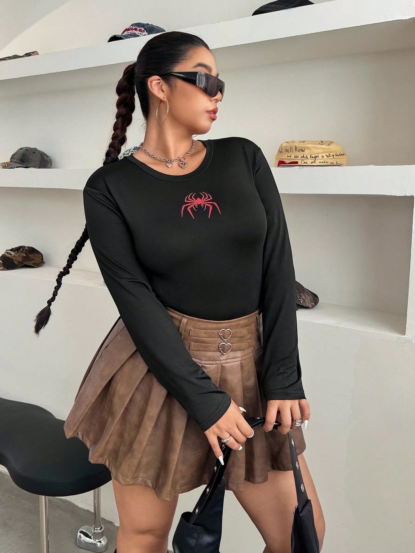 Haniluxe EZwear Plus Size Halloween Spider Graphic Long Sleeve T-Shirt
